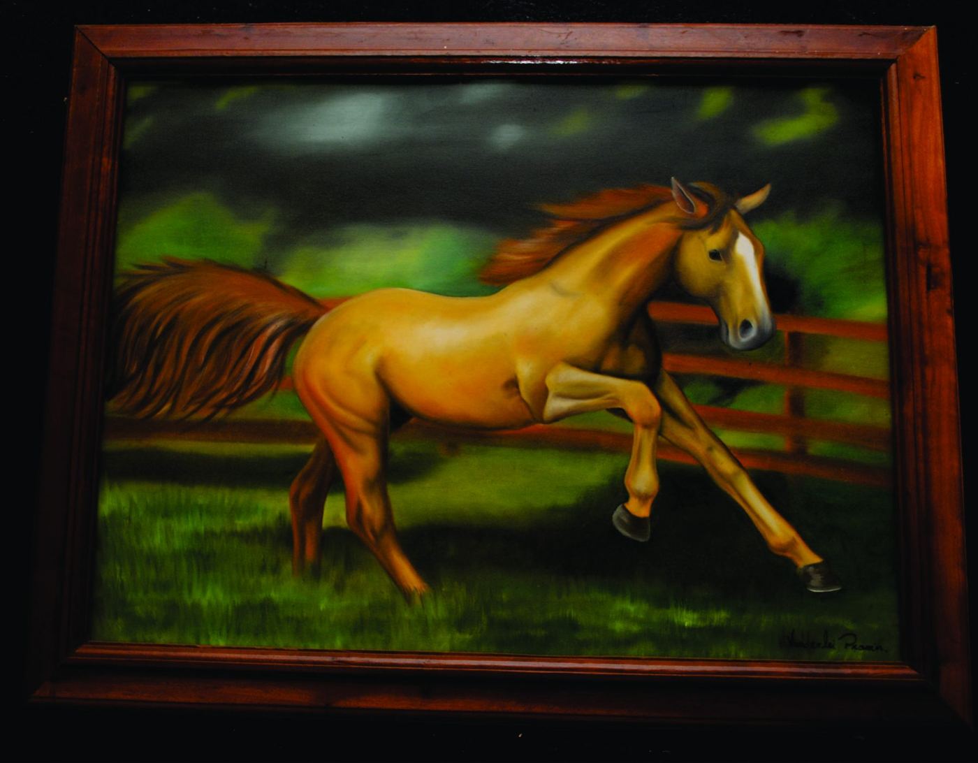 Pintura de cavalo correndo junto a uma cerca